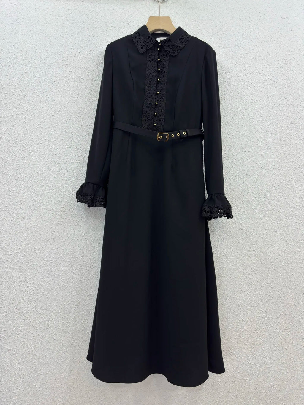 Spring Autumn New Women Turn-down Collar Lace Long Sleeve Midi Dress With Belt Solid Black Elegant Chic High Quality Luxury