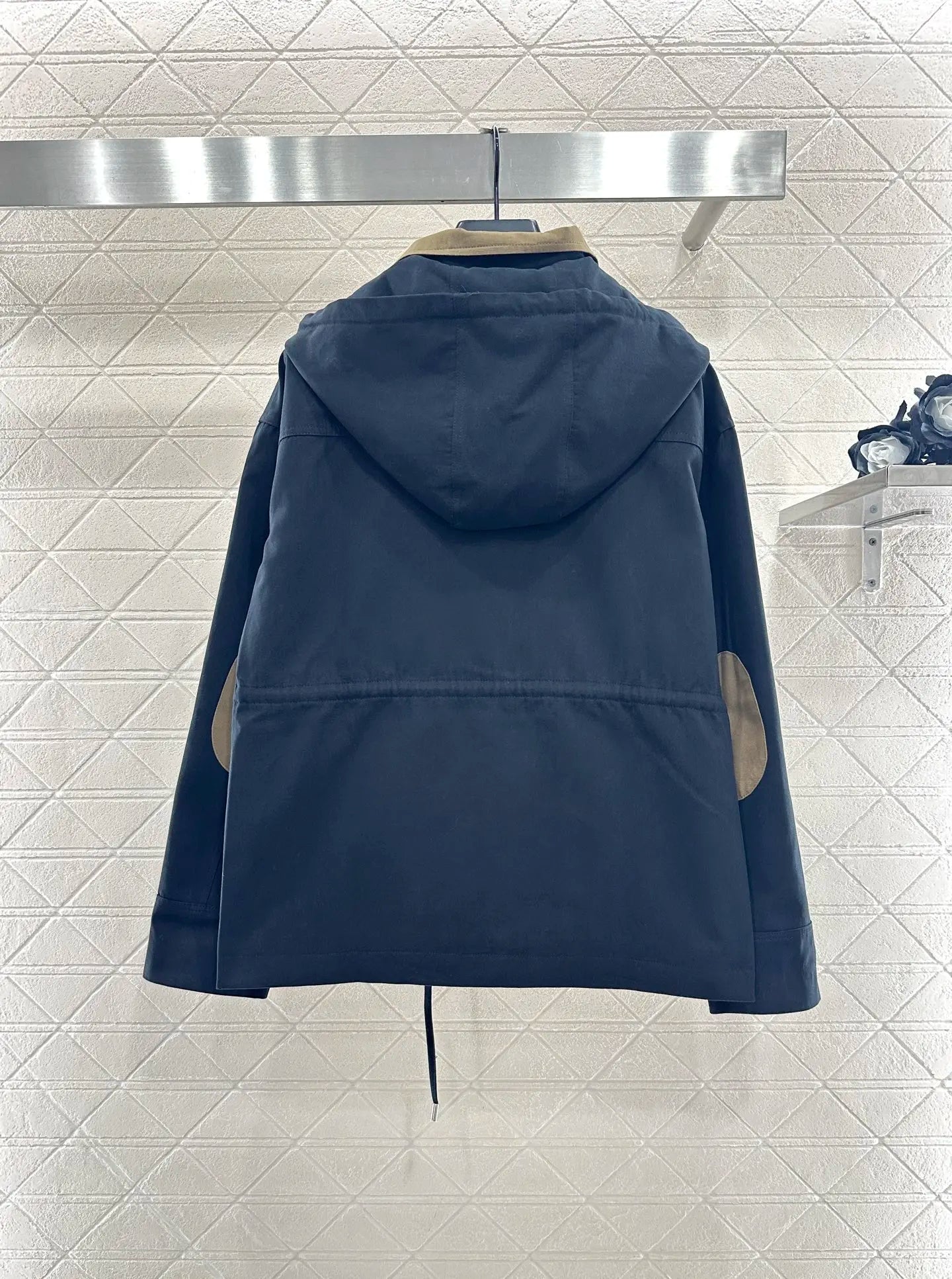 2025 Autumn New Product Flip Collar Hooded Drawstring Coat with Diagonal Cotton Material 09