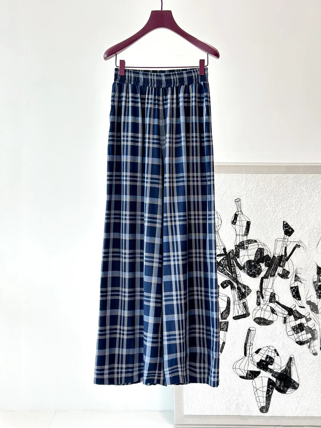 2052 New and Comfortable Early Autumn Preppy Style Color-blocking twisted letter knitted trousers