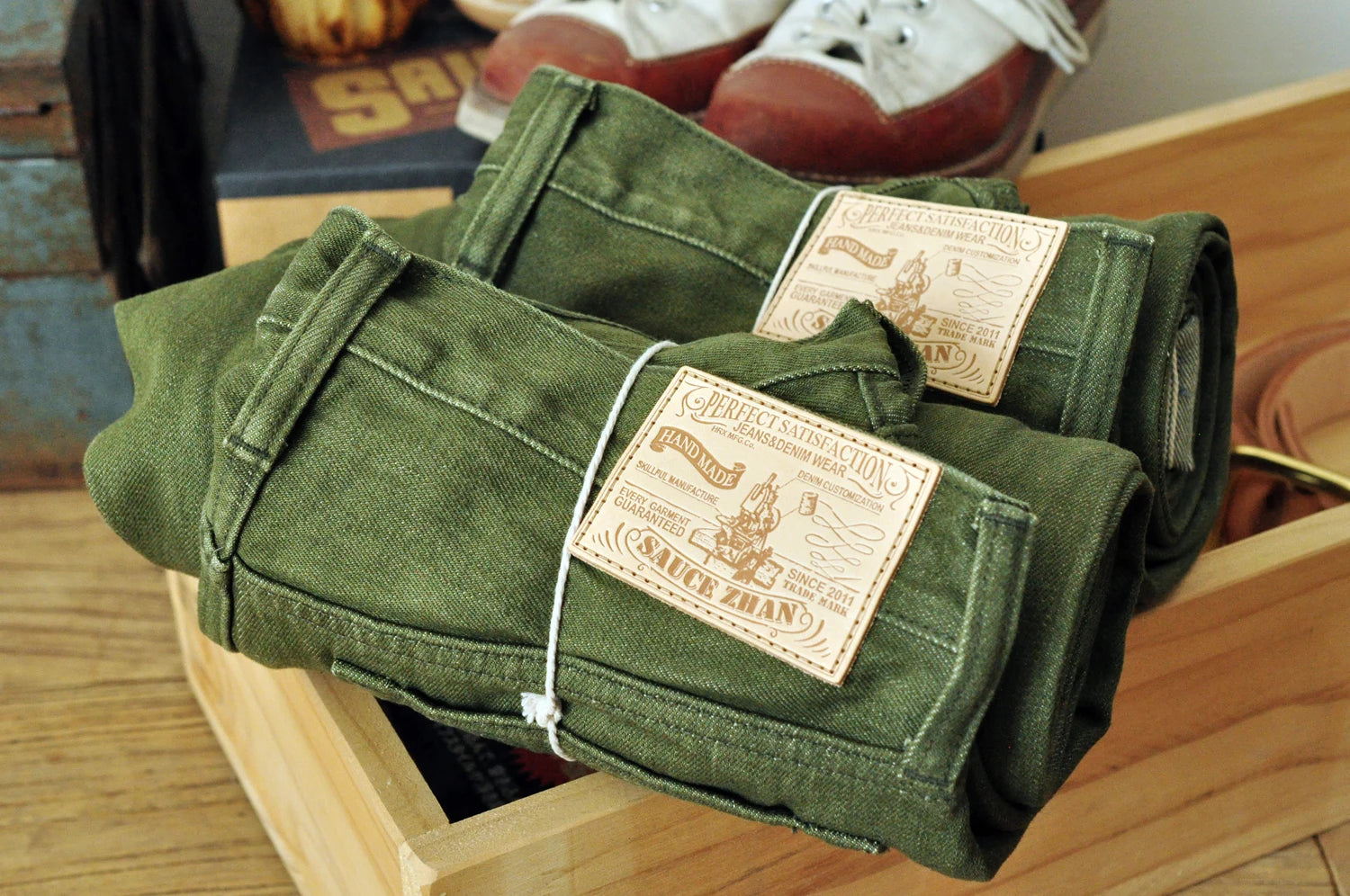 Saucezhan Men Jeans Vulcanization Olive Green 107 Selvedge Denim Jeans Men washed  Slim Fit 14 Oz  Zipper Fly