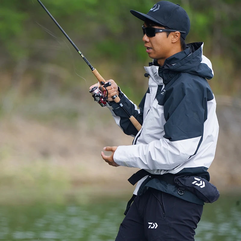 Original 2021 DAIWA Fishing Spinning Reel FUEGO CS LT 1000-6000 Fishing Reels  5.3:1/6.2:1 MAGSEALED Air Rotor Saltwater Reels