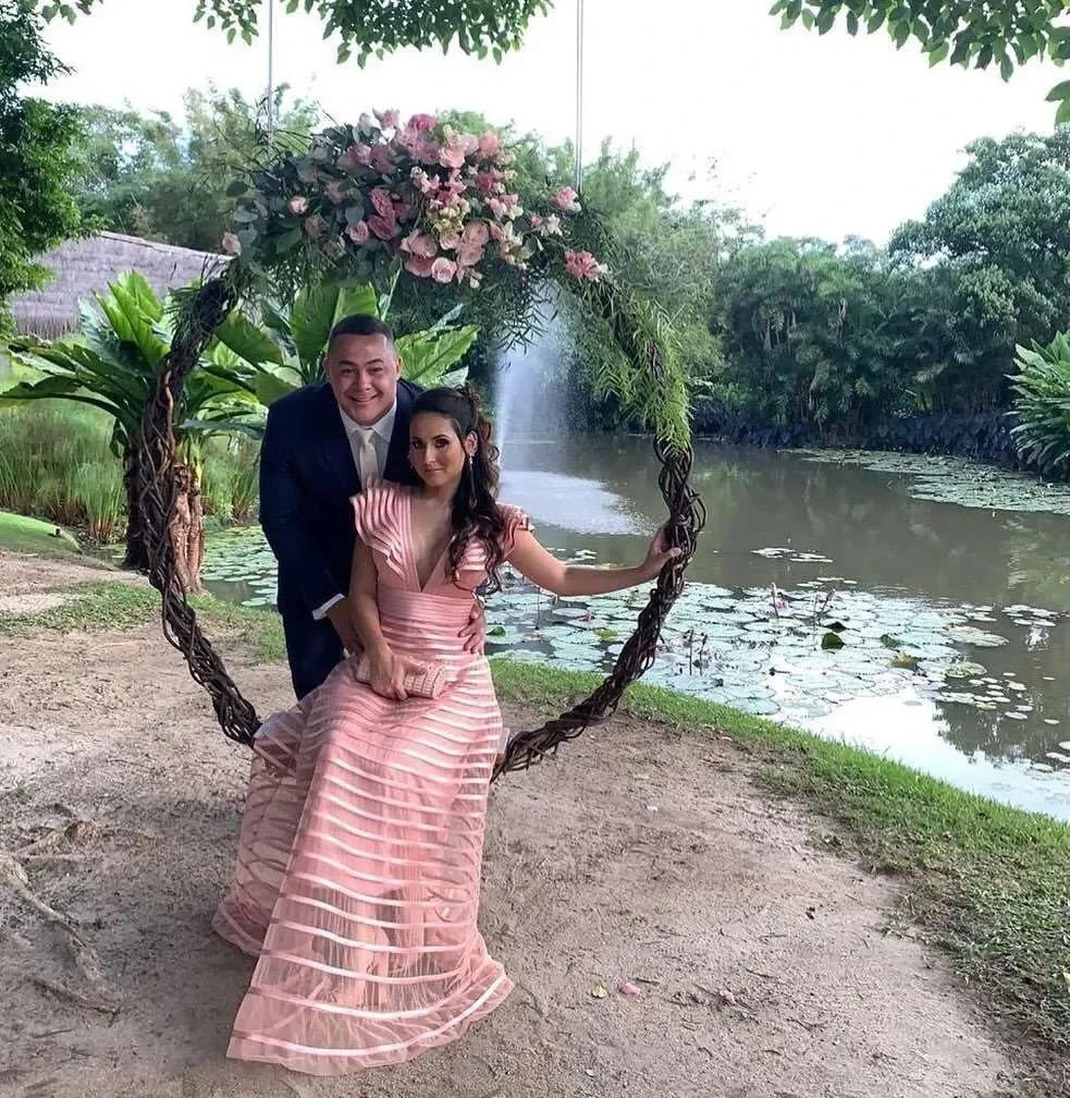 A-Line Fuchsia Formal Dresses Pleat Sleeveless Prom Gown for Woman Deep V-Neck Wedding Party Dress robe de bal Customized