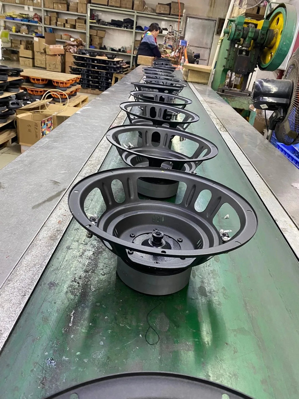 Car Subwoofer Audio Amplifier Vehicle Under Seat Passive Subwoofer 12 Inch 2600W