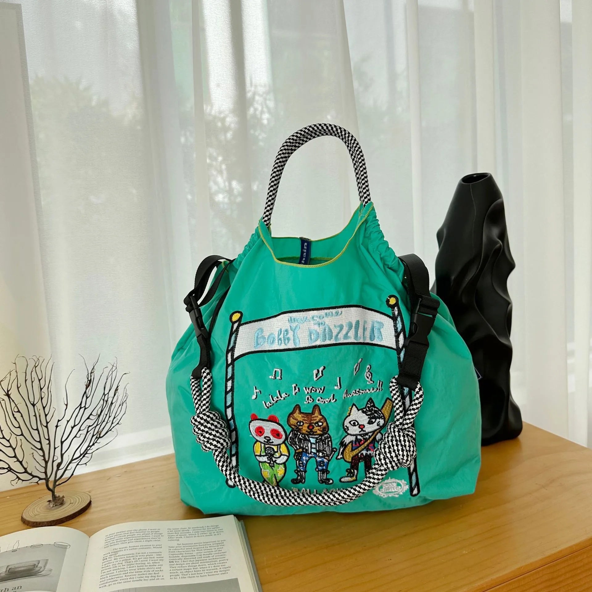 Clip-On Earbuds Open Ear Headphones Wireless Bluetooth Ear Buds -in Microphone, Lightweight Comfort, Stable Fit Earphones for Ru