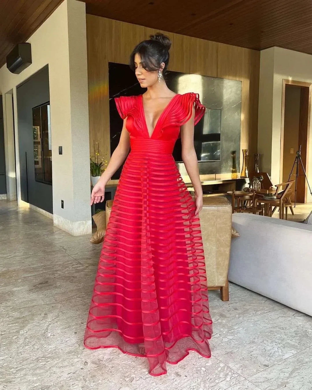 A-Line Fuchsia Formal Dresses Pleat Sleeveless Prom Gown for Woman Deep V-Neck Wedding Party Dress robe de bal Customized