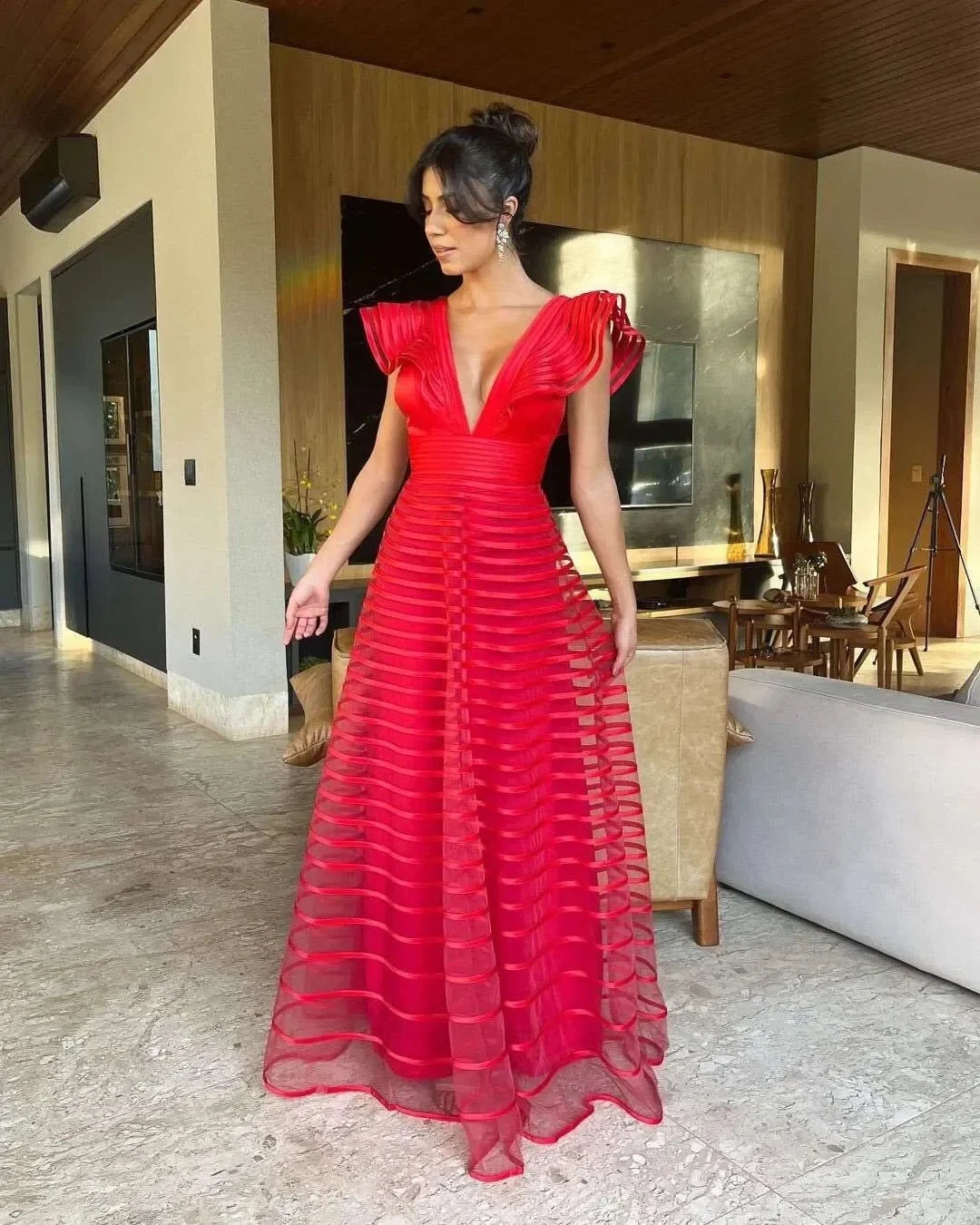 A-Line Fuchsia Formal Dresses Pleat Sleeveless Prom Gown for Woman Deep V-Neck Wedding Party Dress robe de bal Customized